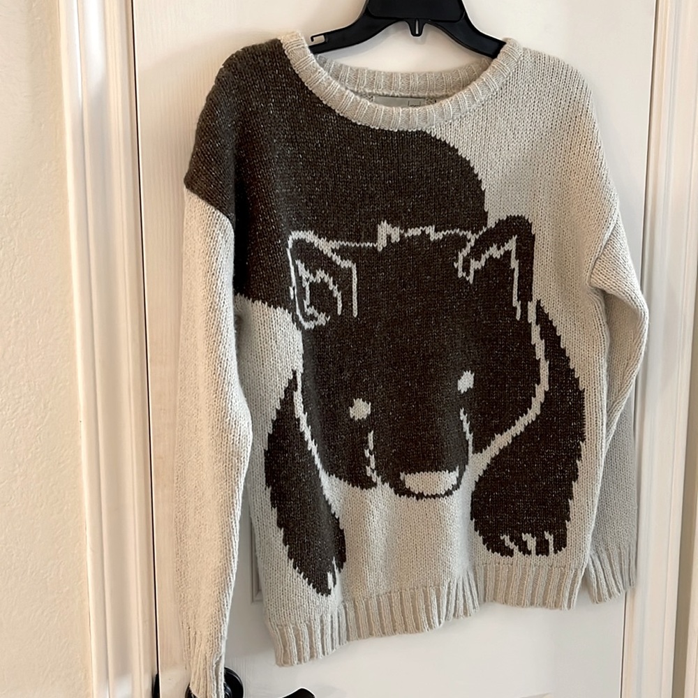 Mod cloth bear sweater